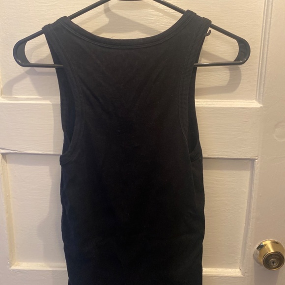 Black Cos tank top - Picture 3 of 3